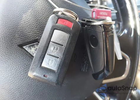 2018 Mitsubishi Outlander Es/Le/Se/Sel from USA, damaged, VIN JA4AZ3A34JZ067518